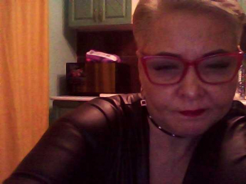 Dominiana123 webcam model stream image