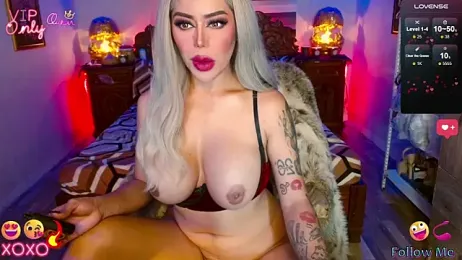 _QueenGoddess_ webcam model stream image
