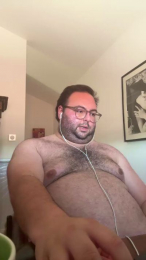 FatHairyGuy webcam model stream image