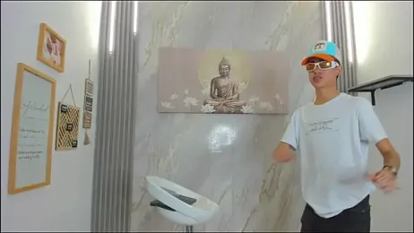 HEART_OF_MILAMBER webcam model stream image