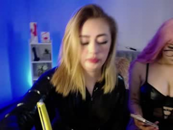 kinkydoll_ webcam model stream image
