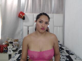 Karlie webcam model stream image