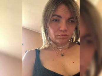 Ella-Pearlie webcam bongacams model stream image