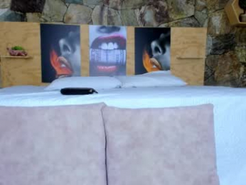 candy_feett webcam model stream image