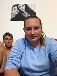 CurvySabrina webcam model stream image