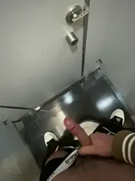 Gkoppfd webcam model stream image