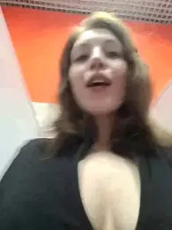 Bella_Gloria webcam model stream image