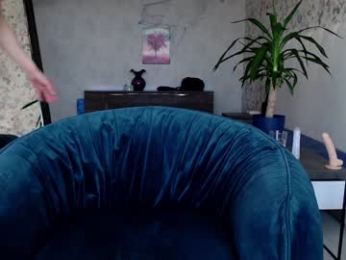 clara_bendover webcam model stream image