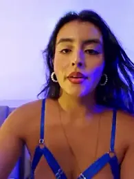 Aliisha_ webcam model stream image