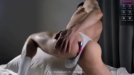 fromed webcam stripchat model stream image