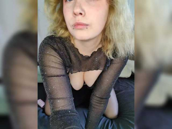 AoiShiori webcam model stream image