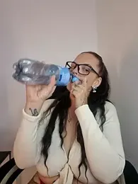 JUJUICY- webcam model stream image
