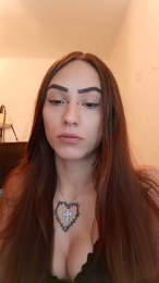 Luciavolvi4 webcam model stream image