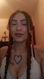 Luciavolvi4 webcam model stream image