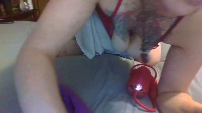 Fuqmeovrplz webcam model stream image