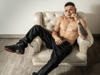 ThomasLewis webcam livejasmin model stream image