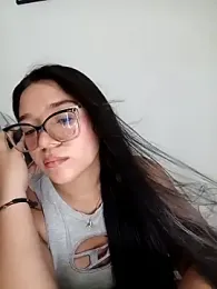 -VICKKY webcam model stream image