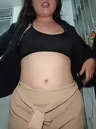 Vale_Saenzz webcam stripchat model stream image