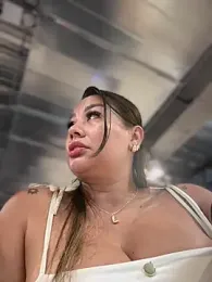 ValeryGrey webcam model stream image