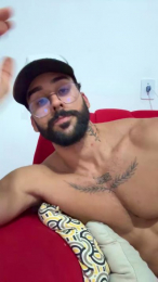 Lovebigfit webcam model stream image