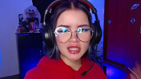 Raventh_ webcam model stream image