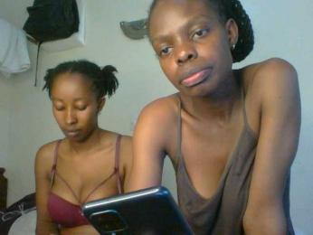 MysticCharm webcam bongacams model stream image