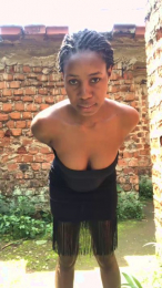 Meemshaki webcam model stream image