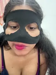 sexy-riya43 webcam stripchat model stream image