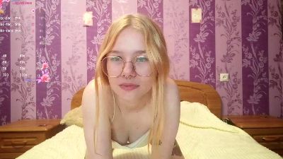 IleanaGut webcam model stream image