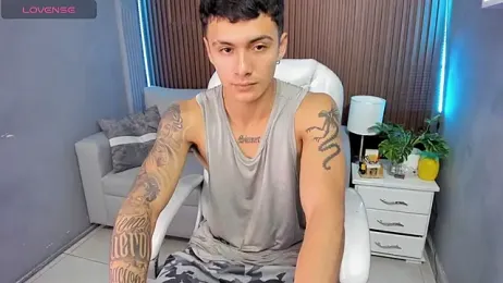 Leo_santoro webcam stripchat model stream image