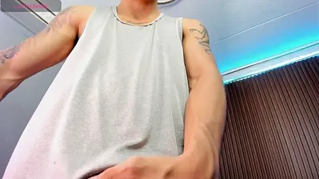 Leo_santoro webcam model stream image