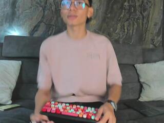 David Laid webcam flirt4free model stream image