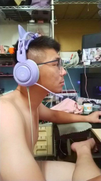 JHUANG webcam model stream image