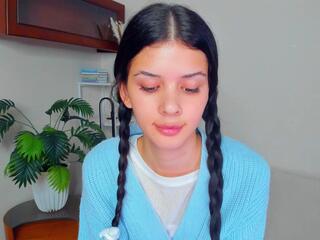 Sara Mathys webcam model stream image