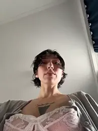 kikidoll webcam model stream image
