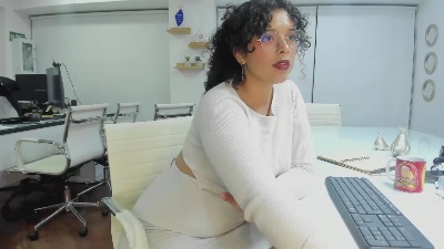 Sweet_Lucy_ webcam model stream image