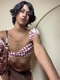 Naicollsxxx webcam model stream image