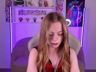 Effie Night webcam model stream image