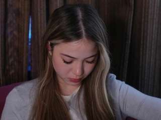 lornagambee webcam model stream image