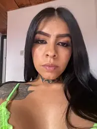 TRIOGOALS3 webcam model stream image
