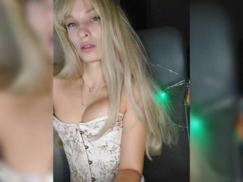 WickedWycche webcam bongacams model stream image