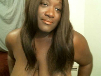 Bigtitscassie webcam model stream image