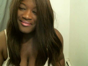 Bigtitscassie webcam model stream image