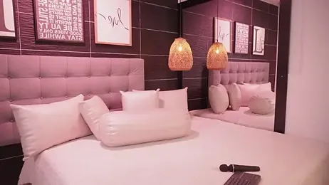 Bella_TS_ webcam stripchat model stream image