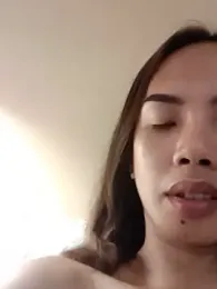 MirabelleNotch webcam model stream image
