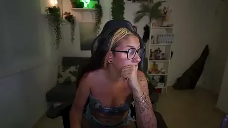 Blvckweed webcam model stream image