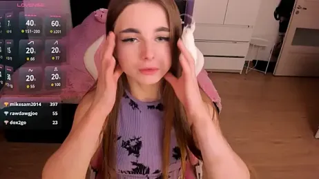EmyClaws webcam model stream image