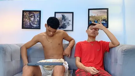 PRETTY_FEM webcam model stream image