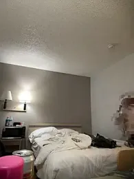 squirmxx10 webcam stripchat model stream image