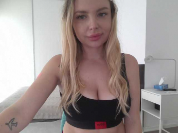 pinkpanther8899 webcam model stream image